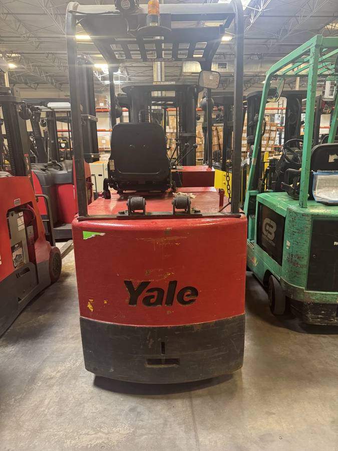 Yale ERC080HBN48S, Import USA — Foto 1