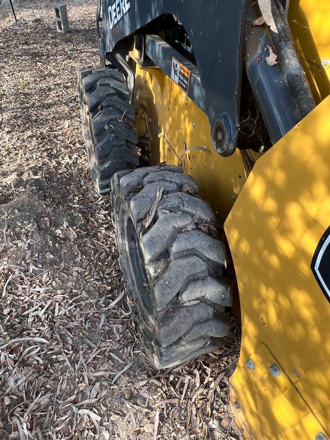 John Deere SKID, Import USA — Foto 3 z 12