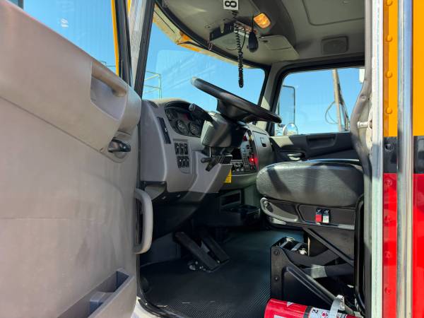 Caterpillar PETERBILT, Import USA — Foto 9 z 12