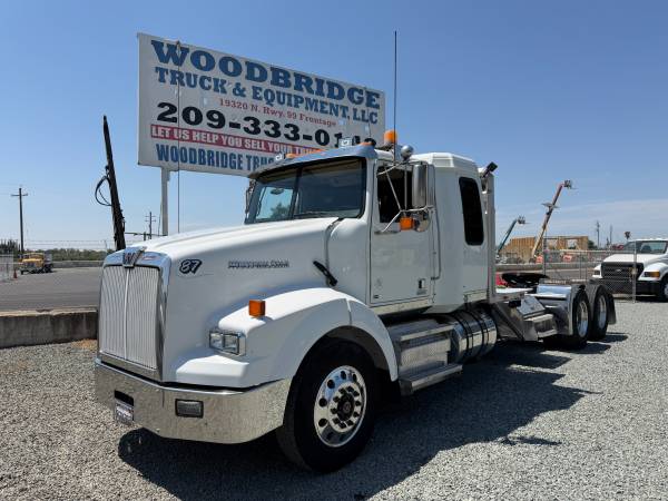 Caterpillar WESTERNSTAR, Import USA — Foto 1