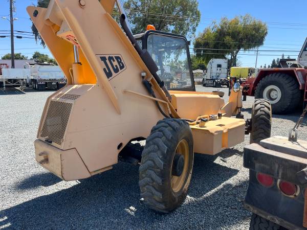 Caterpillar JCB, Import USA — Foto 5 z 8
