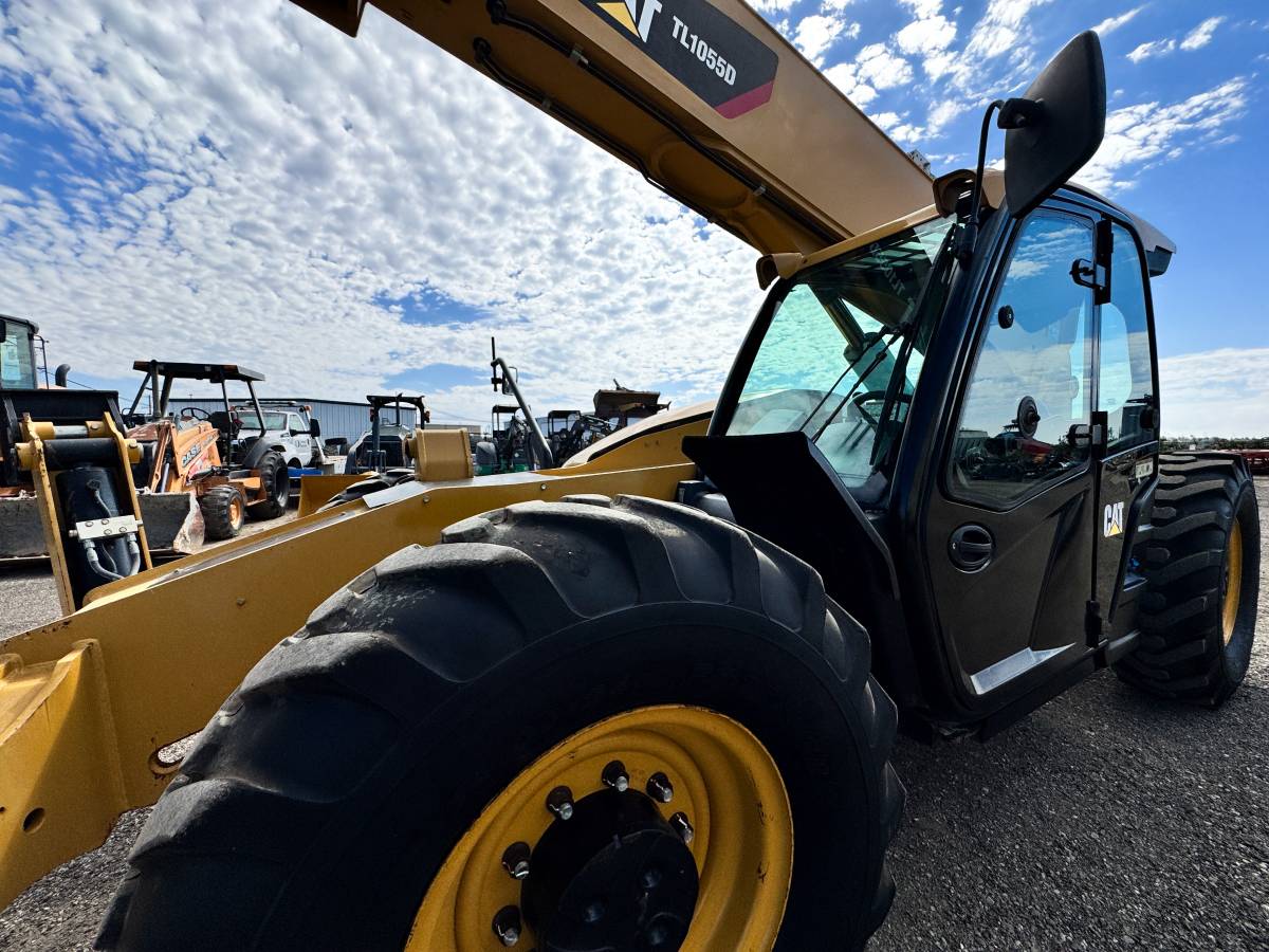 Caterpillar TL1055D, Import USA — Foto 9 z 12