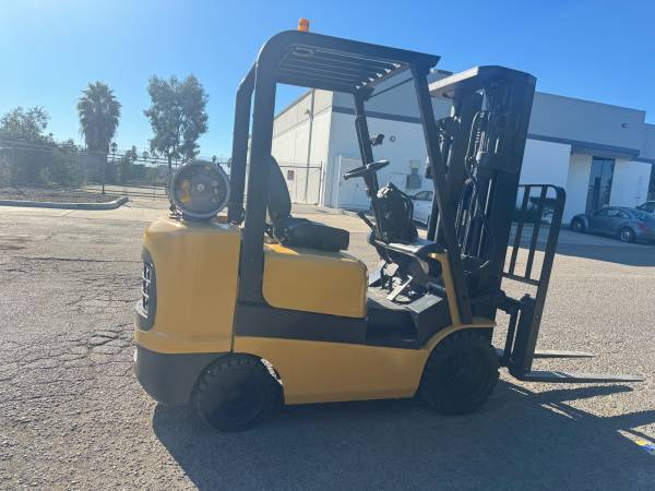 Caterpillar 5000LB, Import USA — Foto 4 z 5