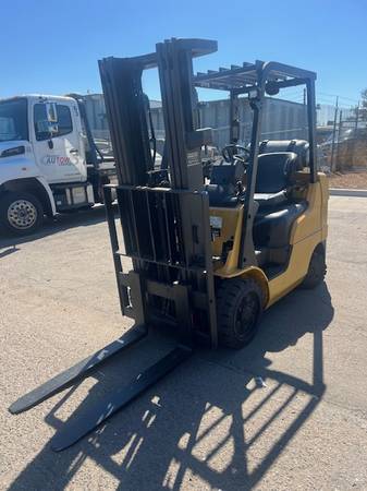 Caterpillar 5000LB, Import USA — Foto 5 z 6