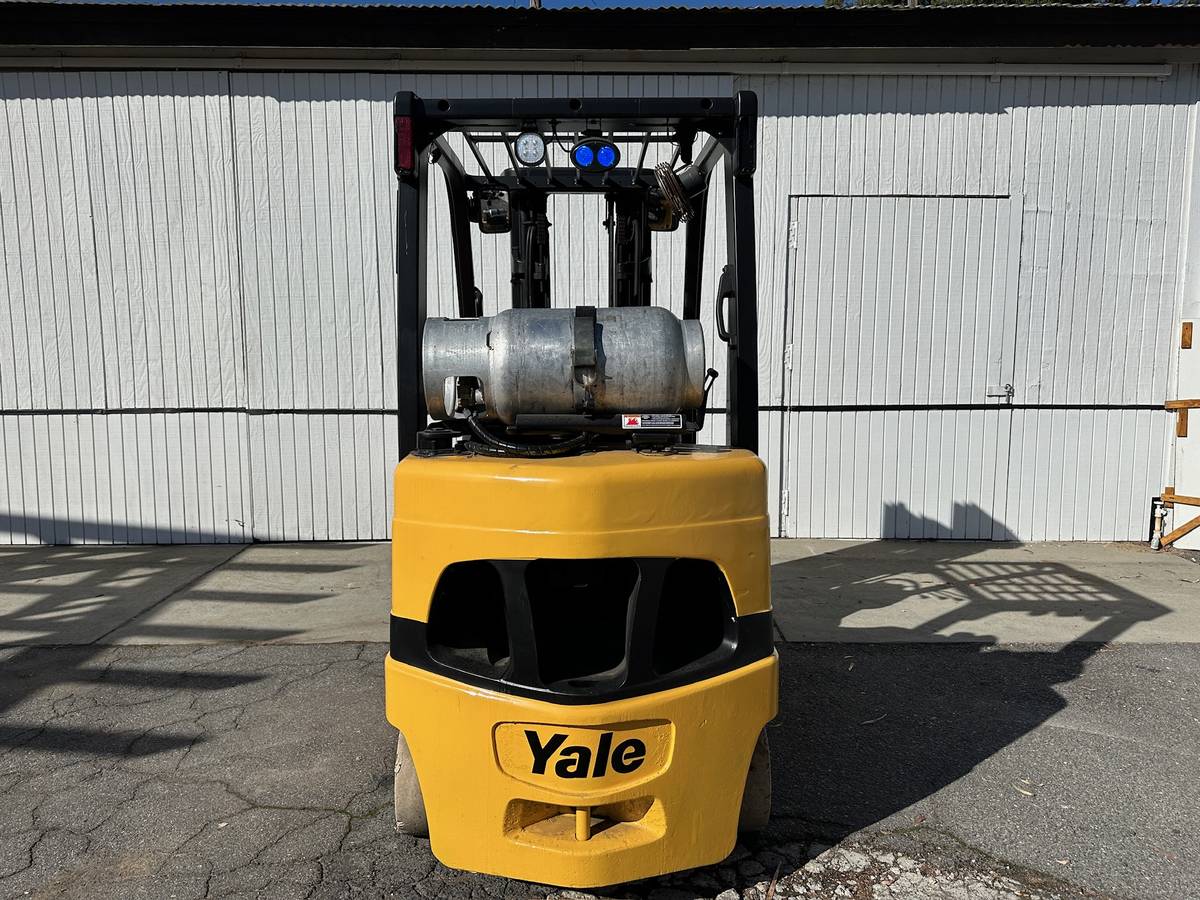 2017 Yale 2017, Import USA — Foto 2 z 4
