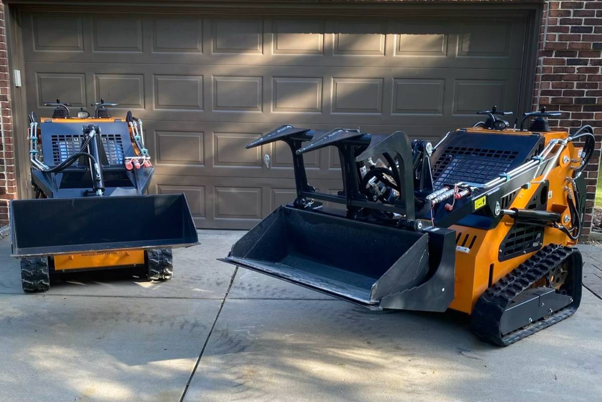 Ditch Witch MINI, Import USA — Foto 2 z 8