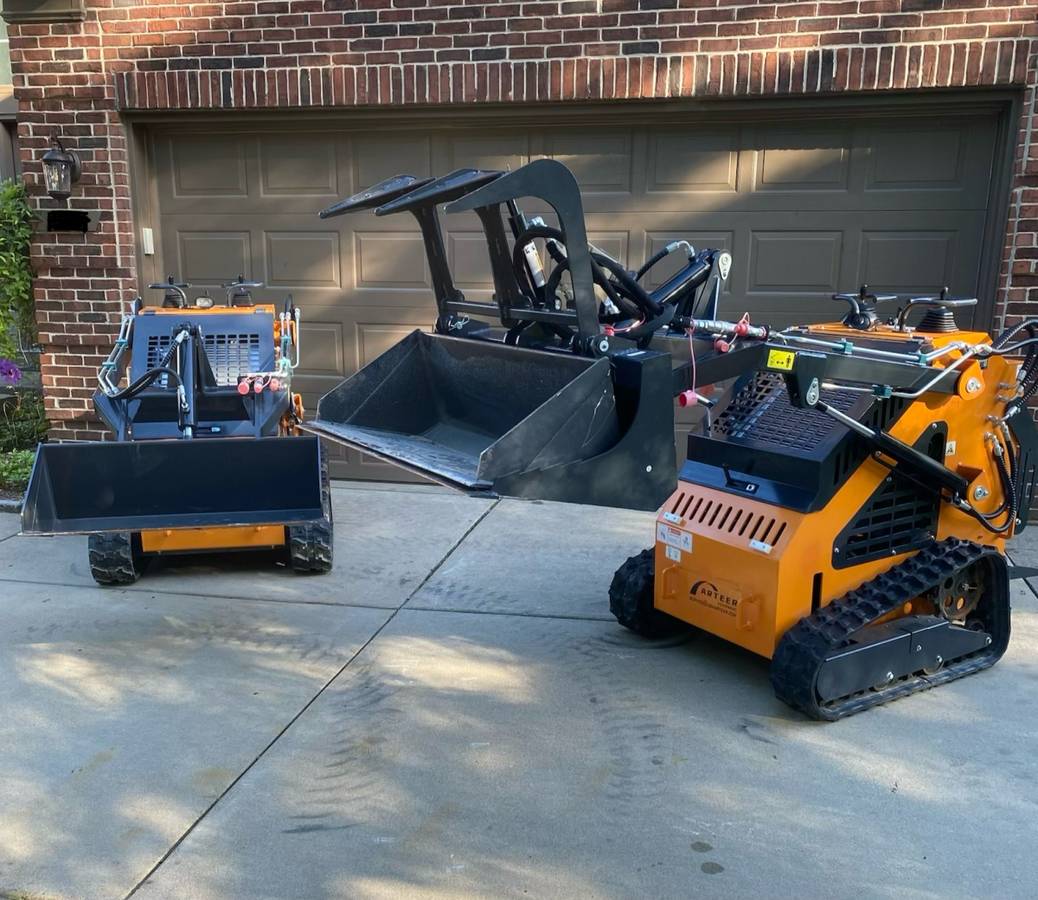 Ditch Witch MINI, Import USA — Foto 1