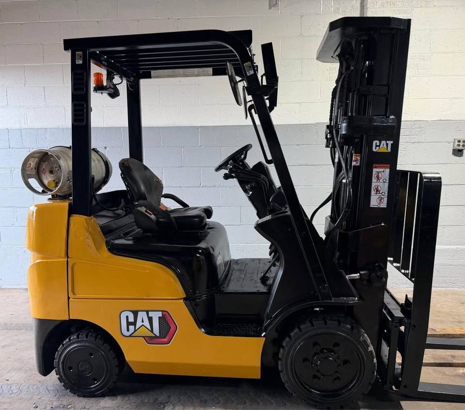 Caterpillar FORKLIFT, Import USA — Foto 2 z 9