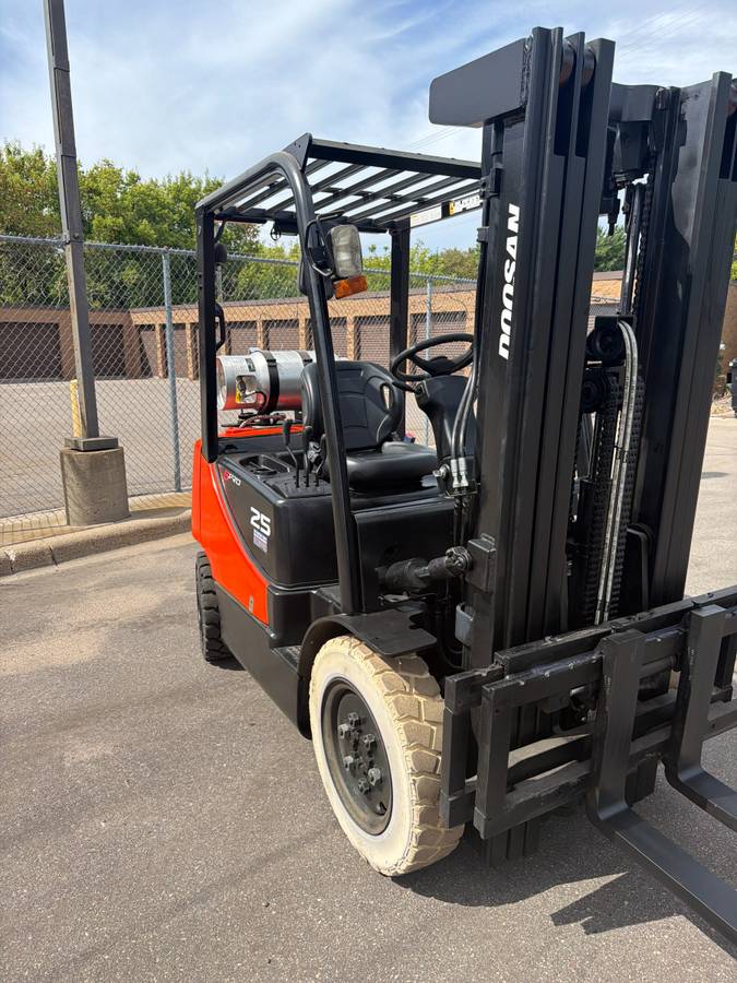 Doosan 5000, Import USA — Foto 7 z 12