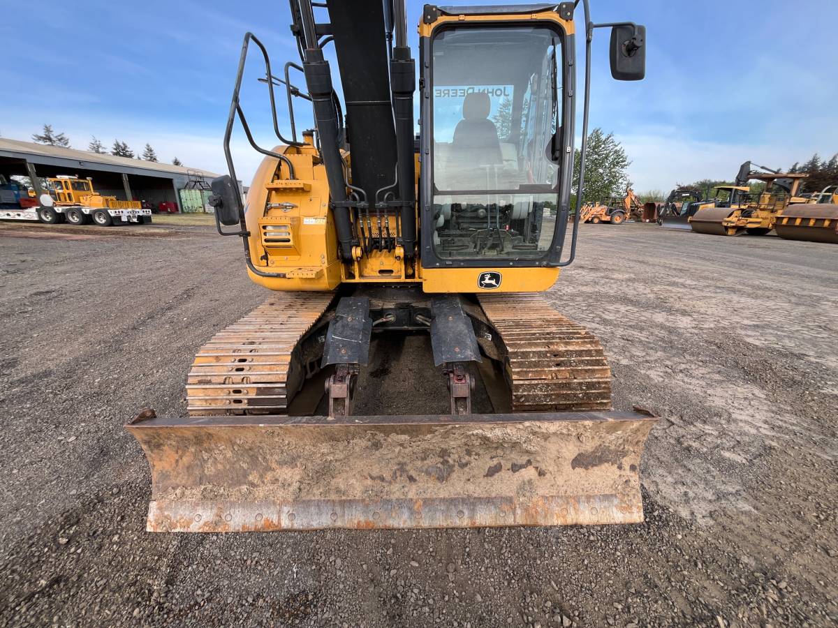 John Deere 135G, Import USA — Foto 10 z 12