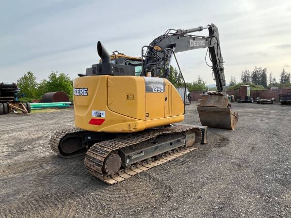 John Deere 135G, Import USA — Foto 5 z 12
