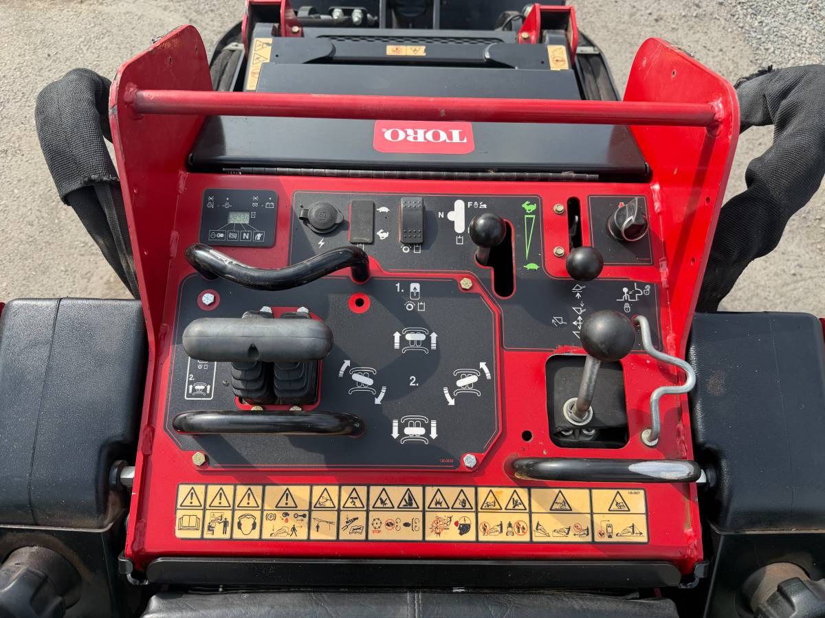 Caterpillar TORO, Import USA — Foto 12 z 12