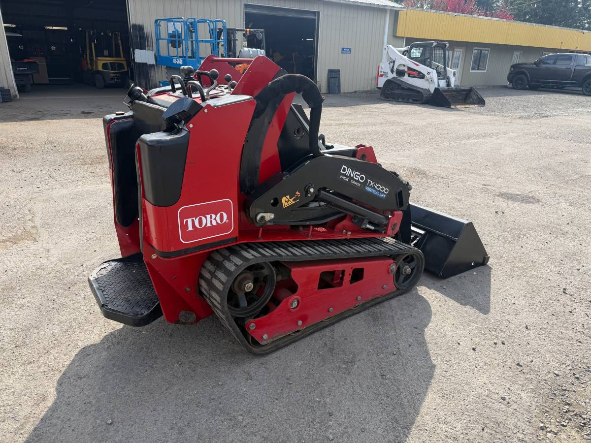 Caterpillar TORO, Import USA — Foto 5 z 12