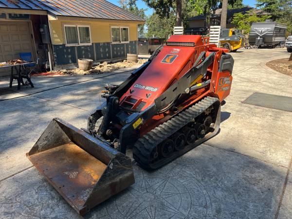 Yanmar DITCH, Import USA — Foto 1