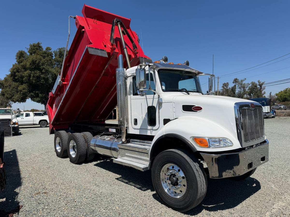 Caterpillar PETERBILT, Import USA — Foto 5 z 12