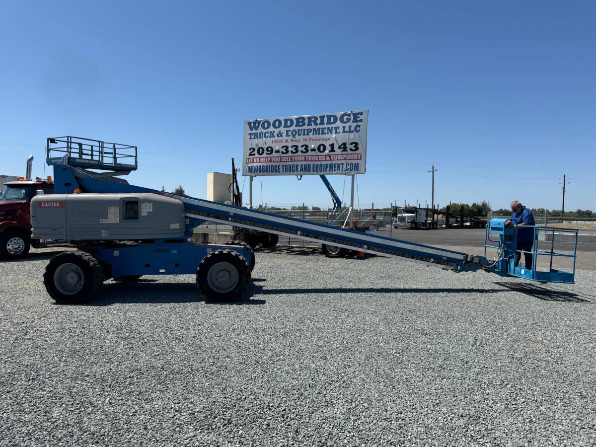 Caterpillar GENIE, Import USA — Foto 1