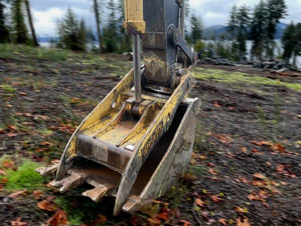 John Deere 225D, Import Kanada — Foto 7 z 10