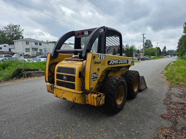 John Deere 250, Import Kanada — Foto 4 z 11