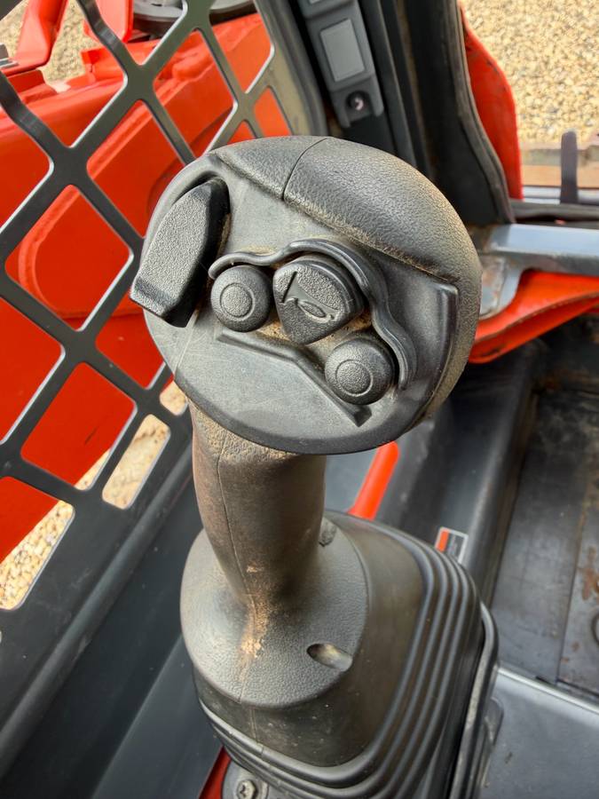 Kubota SSV65, Import Kanada — Foto 8 z 9