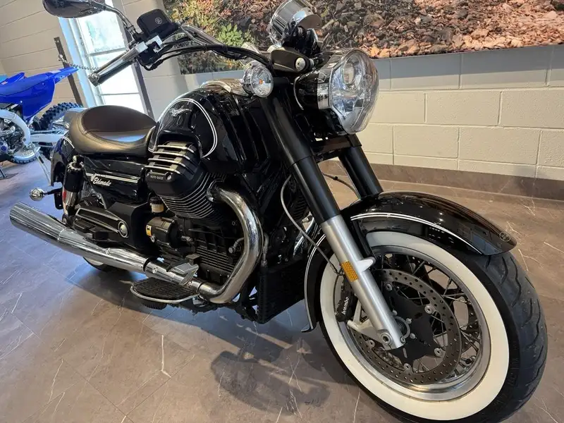 2016 Moto Guzzi Eldorado, 4.800 km, Import Kanada — Foto 3 z 12