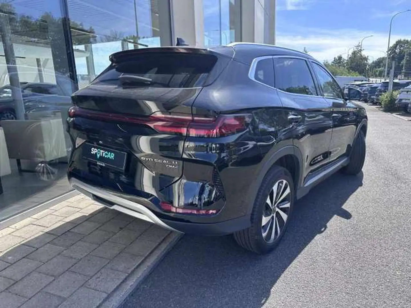 2026 BYD Seal U, 5 km, Frankreich — Foto 3 z 12