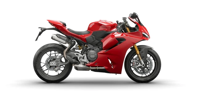 2026 Ducati, Import Kanada — Foto 1 | AMECAR 2026 Ducati, Import Kanada — Foto 1