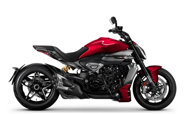 2026 Ducati, Import Kanada — Foto 1 | AMECAR 2026 Ducati, Import Kanada — Foto 1