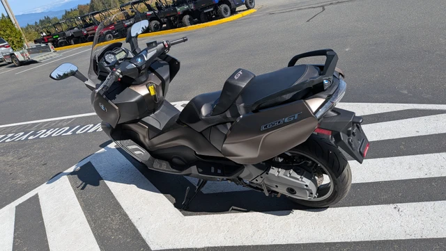 2016 BMW, 12.013 km, Import Kanada — Foto 3 z 5