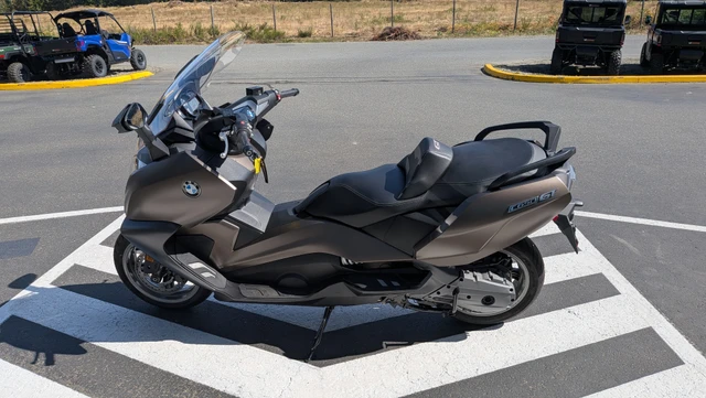 2016 BMW, 12.013 km, Import Kanada — Foto 4 z 5