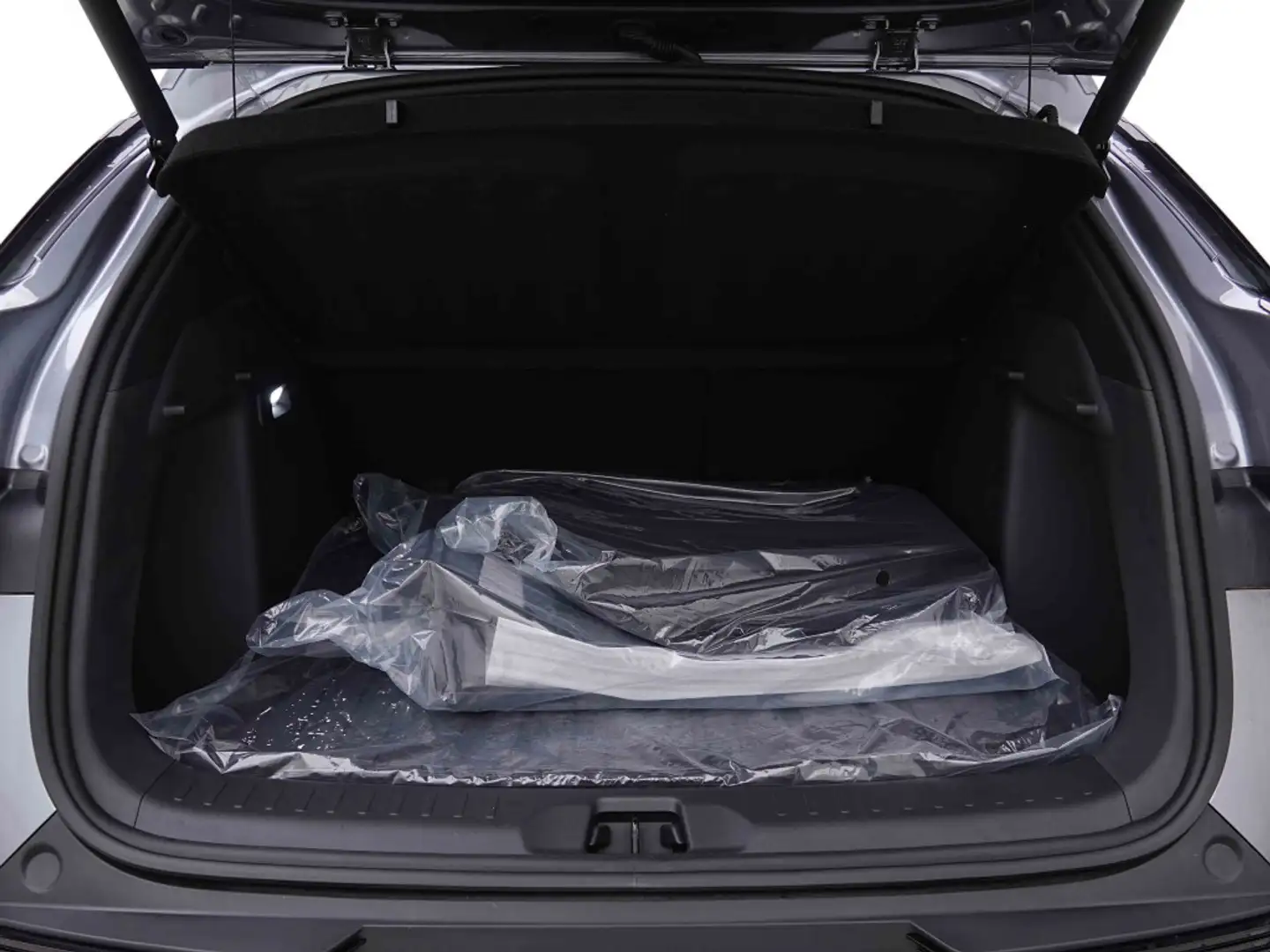 2026 BYD Atto 3, 10 km, Belgien — Foto 6 z 12