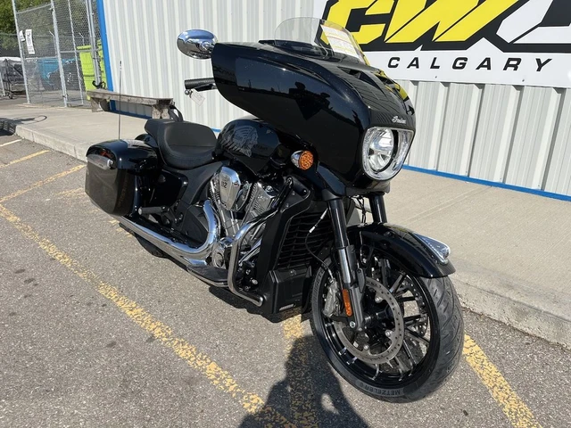 2026 Indian, schwarz, Import Kanada — Foto 2 z 5