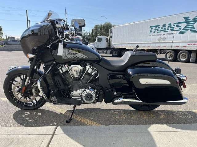2026 Indian, schwarz, Import Kanada — Foto 5 z 5