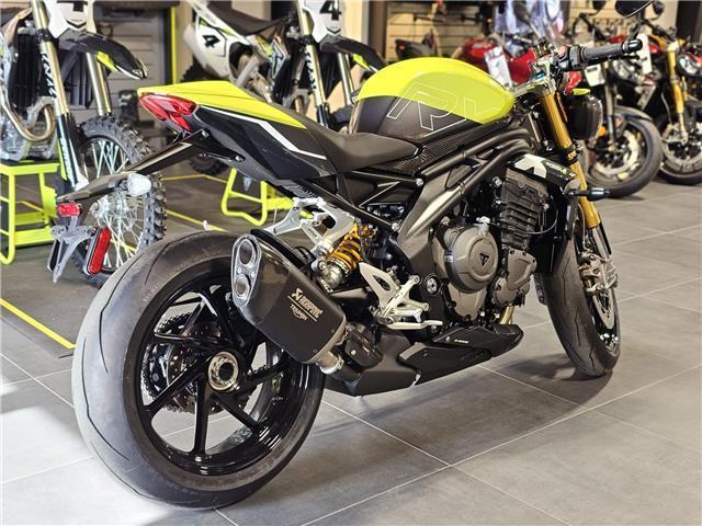 2026 Triumph, 1 km, Import Kanada — Foto 2 z 5