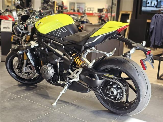 2026 Triumph, 1 km, Import Kanada — Foto 3 z 5