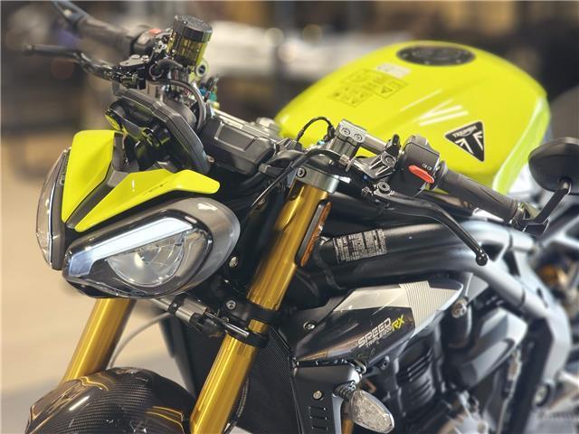 2026 Triumph, 1 km, Import Kanada — Foto 5 z 5