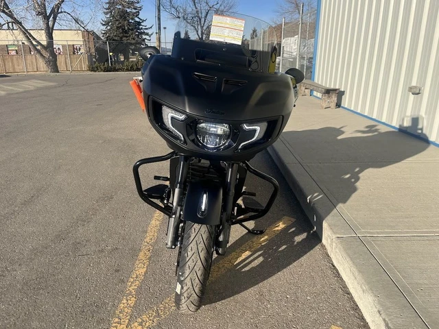 2026 Indian, schwarz, Import Kanada — Foto 3 z 5