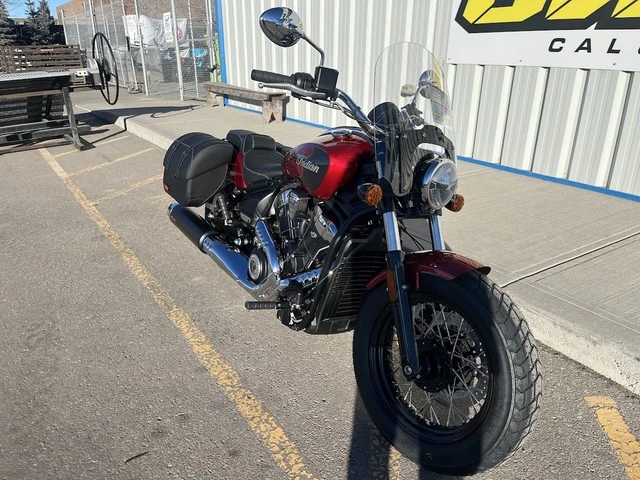2026 Indian, rot, Import Kanada — Foto 2 z 5