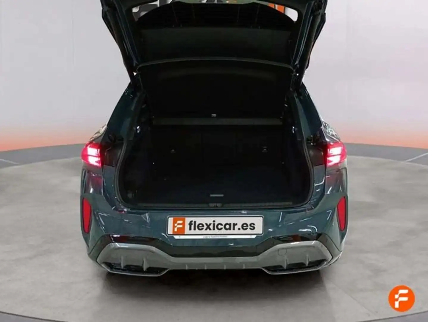 2026 Cupra Terramar, 120 km, Spanien — Foto 10 z 12