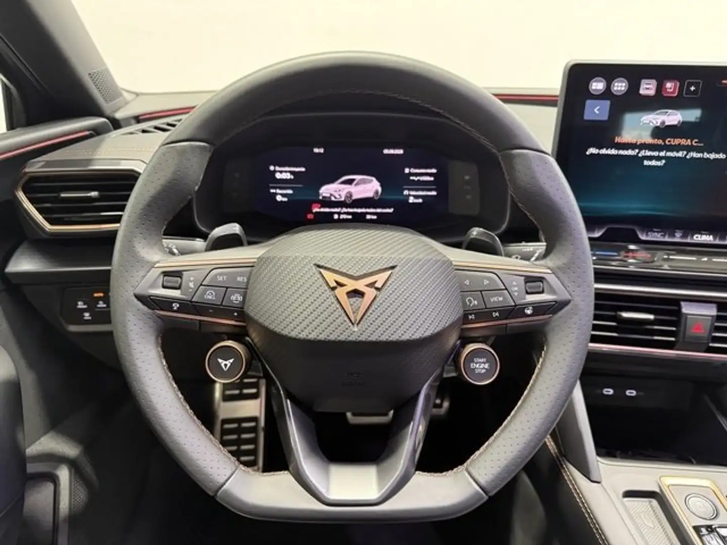2026 Cupra Leon, 10 km, Spanien — Foto 9 z 12