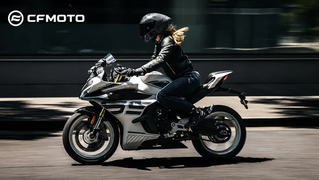 2027 CFMOTO, 12 km, Import Kanada — Foto 1
