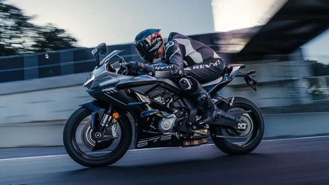 2026 CFMOTO, 12 km, Import Kanada — Foto 1