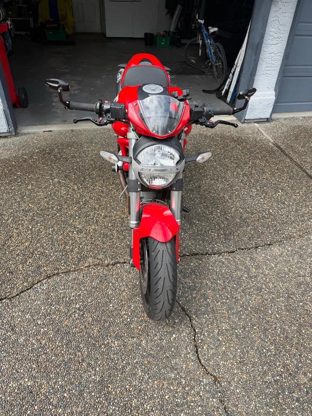 2009 Ducati, 10.960 km, Import Kanada — Foto 4 z 5
