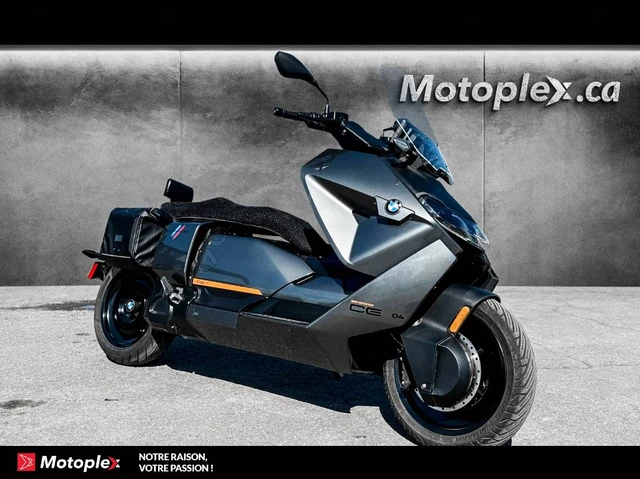 2023 BMW, 4.132 km, Import Kanada — Foto 2 z 5
