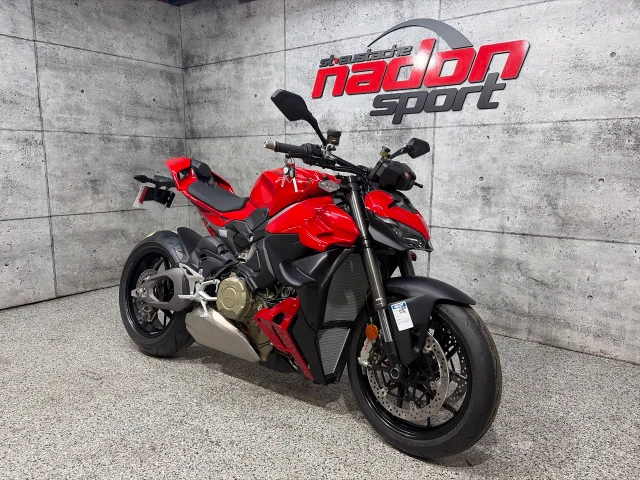 2026 Ducati, Import Kanada — Foto 3 z 5