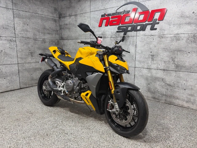 2026 Ducati, Import Kanada — Foto 3 z 5