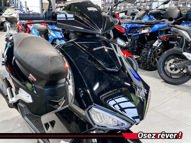 2026 Ducati, Import Kanada — Foto 4 z 5