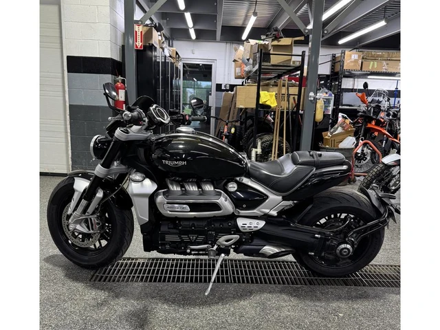 2020 Triumph, 53.000 km, Import Kanada — Foto 5 z 5