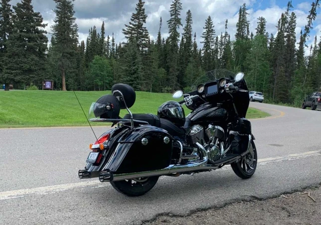 2017 Indian, 27.854 km, Import Kanada — Foto 4 z 4