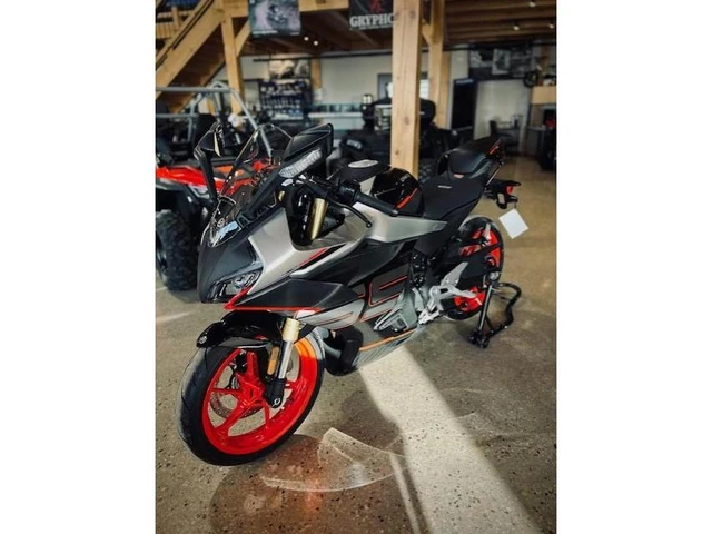 2026 CFMOTO, Import Kanada — Foto 3 z 5