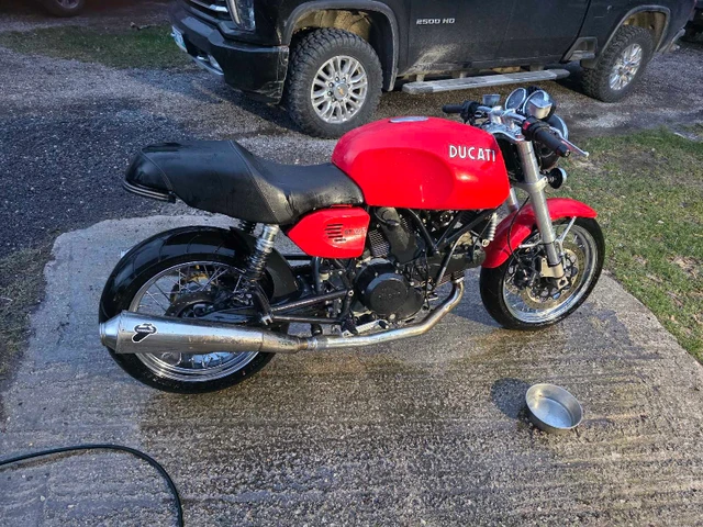 2007 Ducati, 60.000 km, Import Kanada — Foto 4 z 4